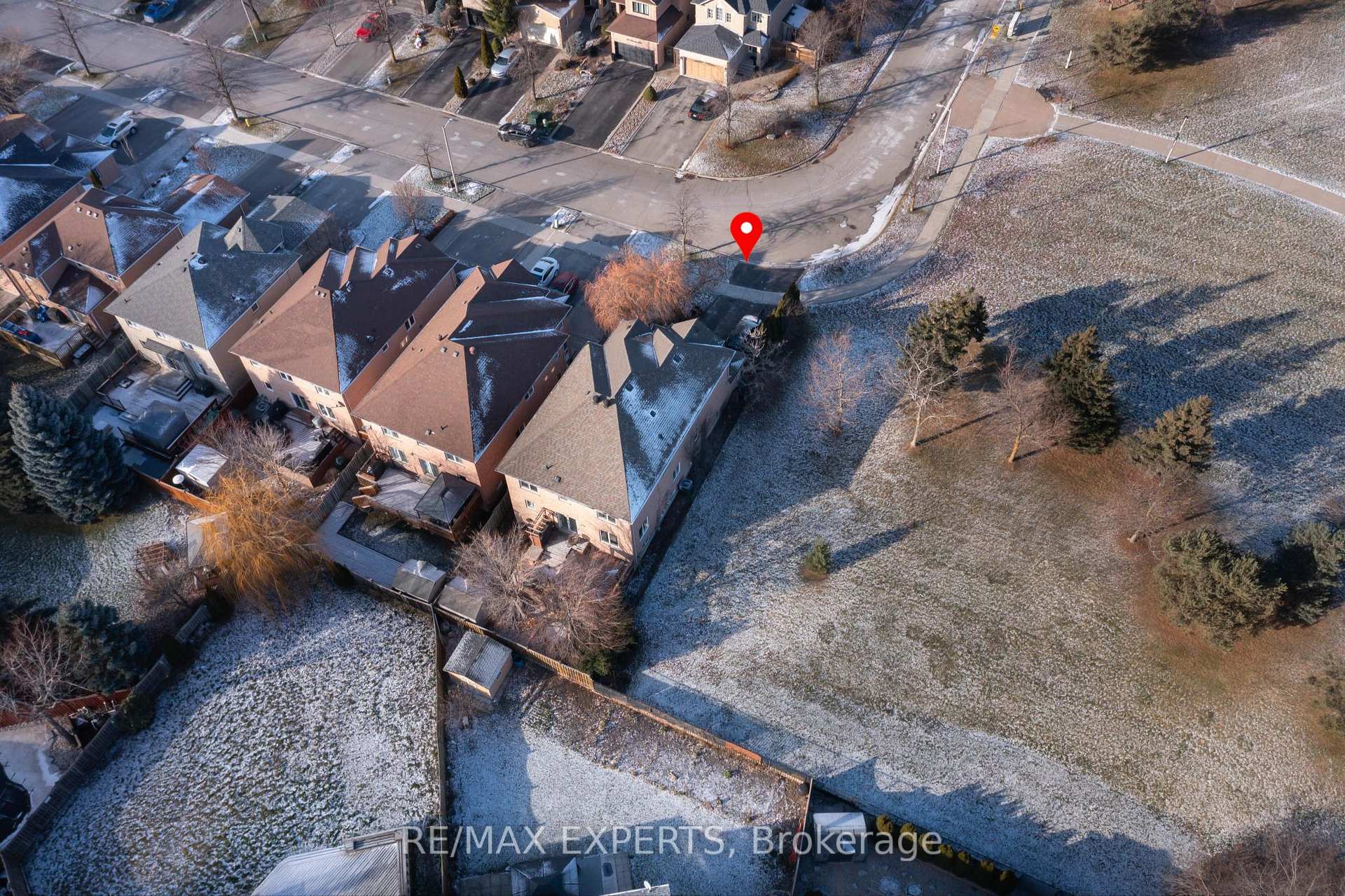 Photo 38 of 107 Princeton Gate, Vaughan, Maple — HOMEH