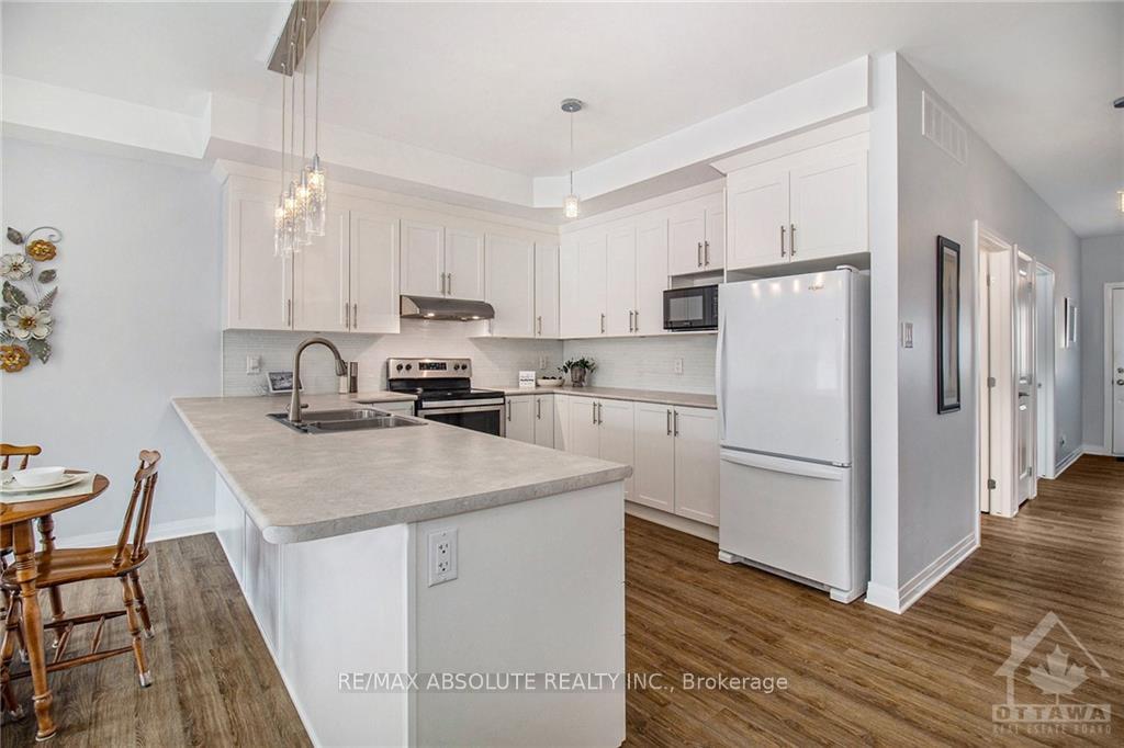 Photo 9 of 25 Mona Mcbride Drive, Arnprior — HOMEH