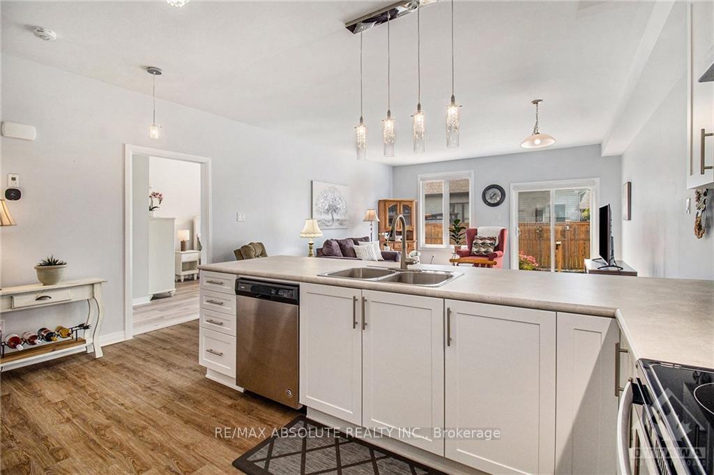 Photo 18 of 25 Mona Mcbride Drive, Arnprior — HOMEH