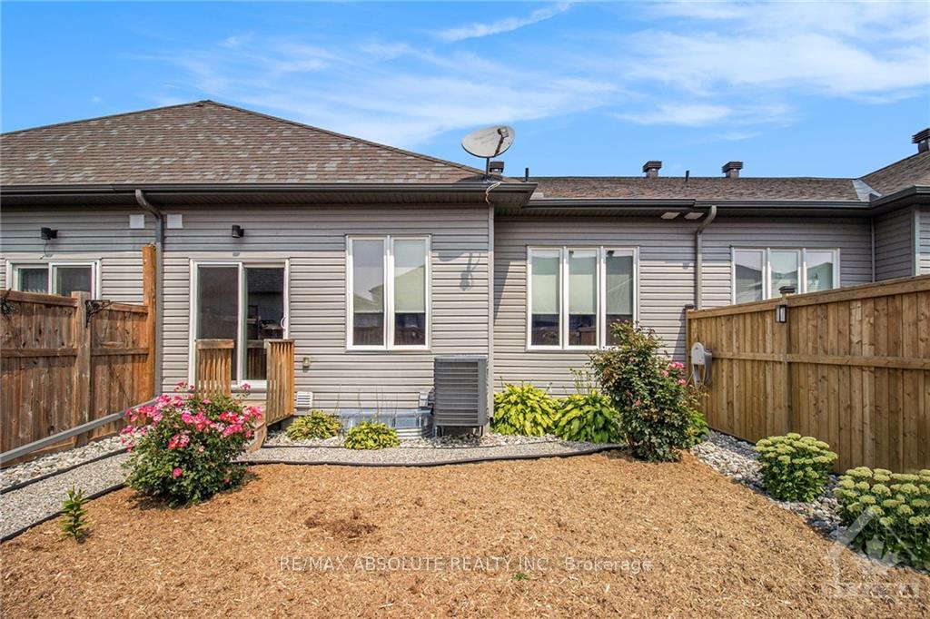 Photo 19 of 25 Mona Mcbride Drive, Arnprior — HOMEH