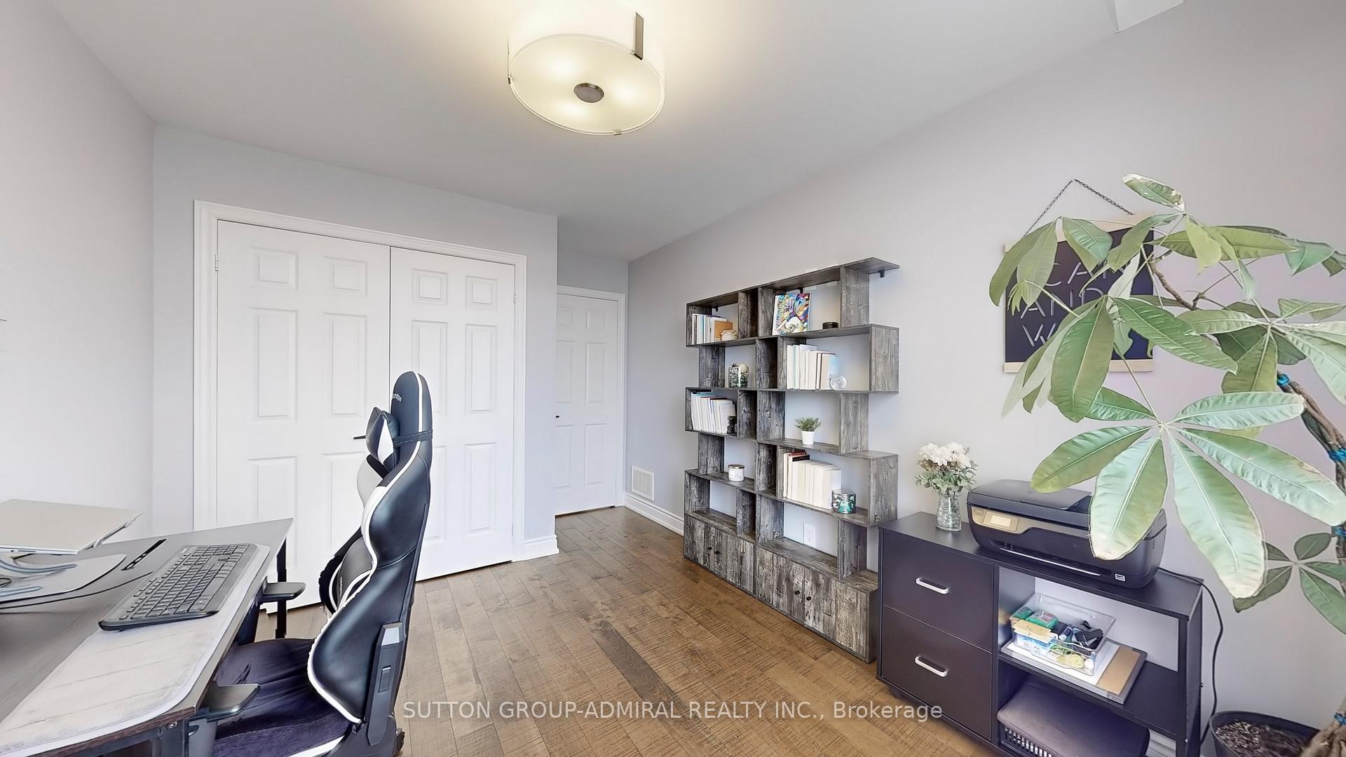 Photo 24 of 30 White Spruce Crescent, Vaughan, Patterson — HOMEH