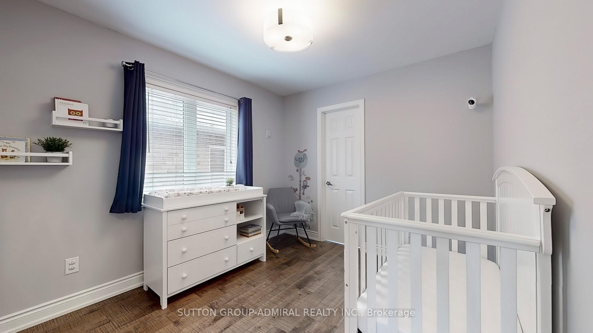 Photo 32 of 30 White Spruce Crescent, Vaughan, Patterson — HOMEH