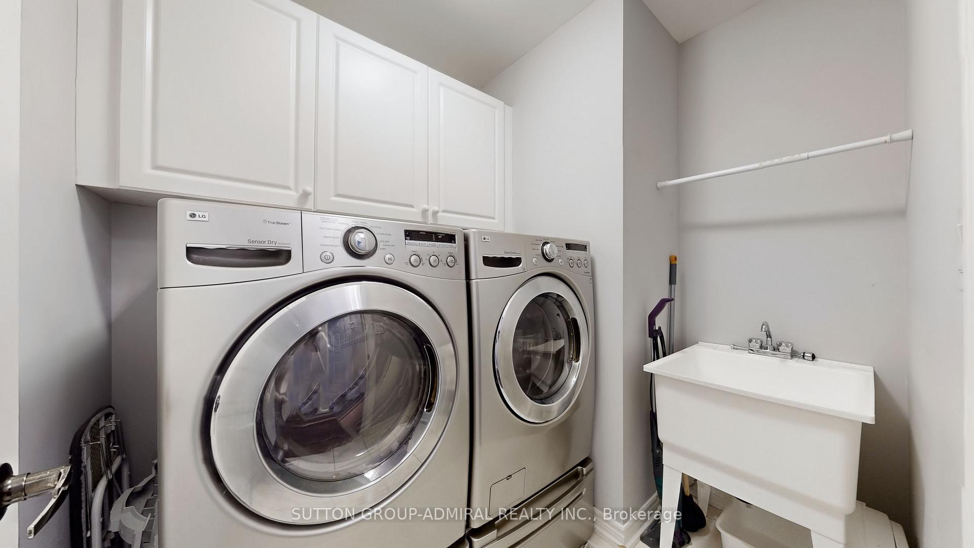 Photo 34 of 30 White Spruce Crescent, Vaughan, Patterson — HOMEH