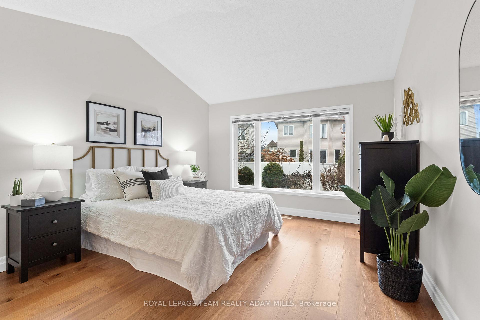 Photo 17 of 52 Settler's Ridge Way, Ottawa, Barrhaven - Longfields — HOMEH