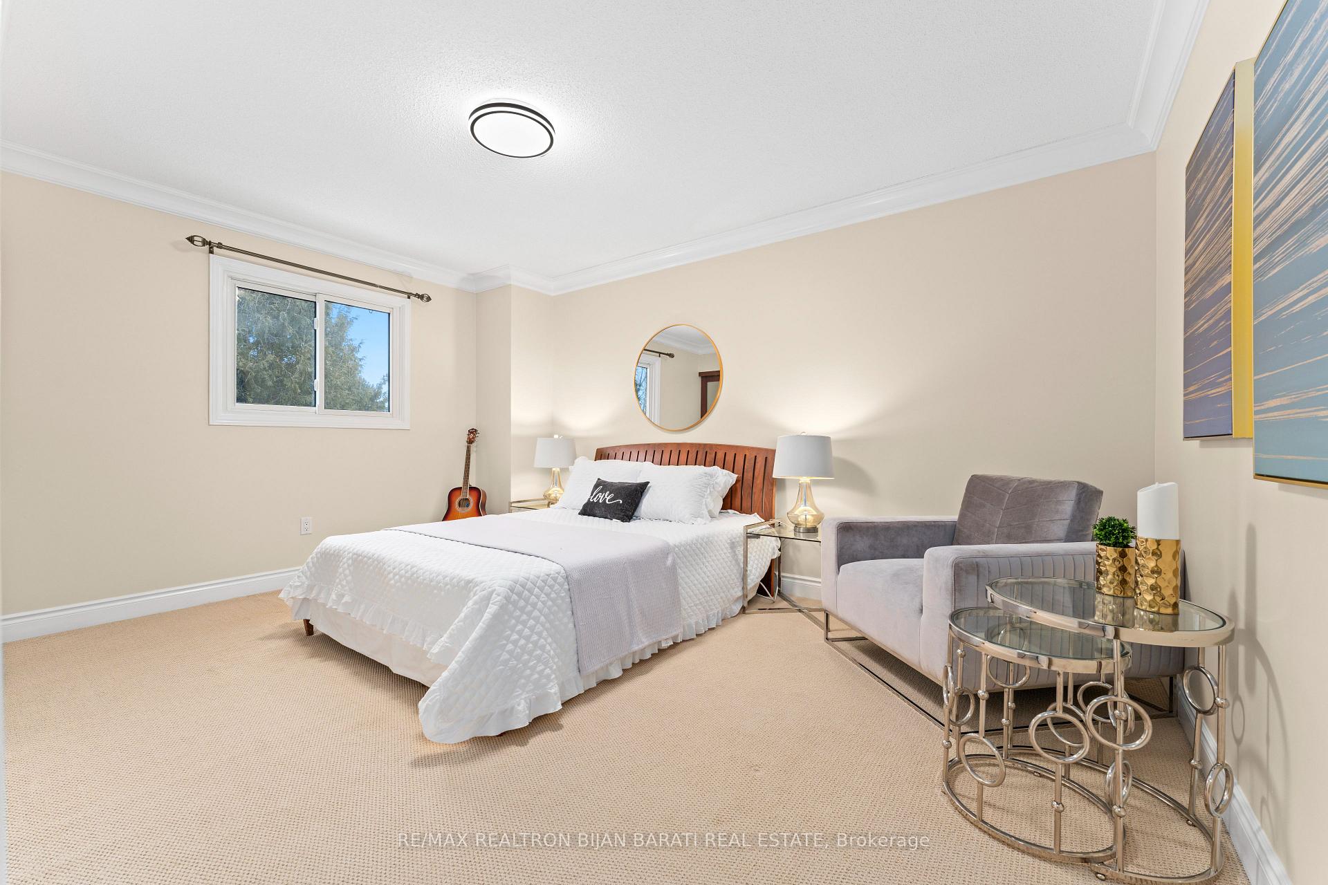 Photo 26 of 59 Croteau Crescent, Vaughan, Crestwood-Springfarm-Yorkhill — HOMEH