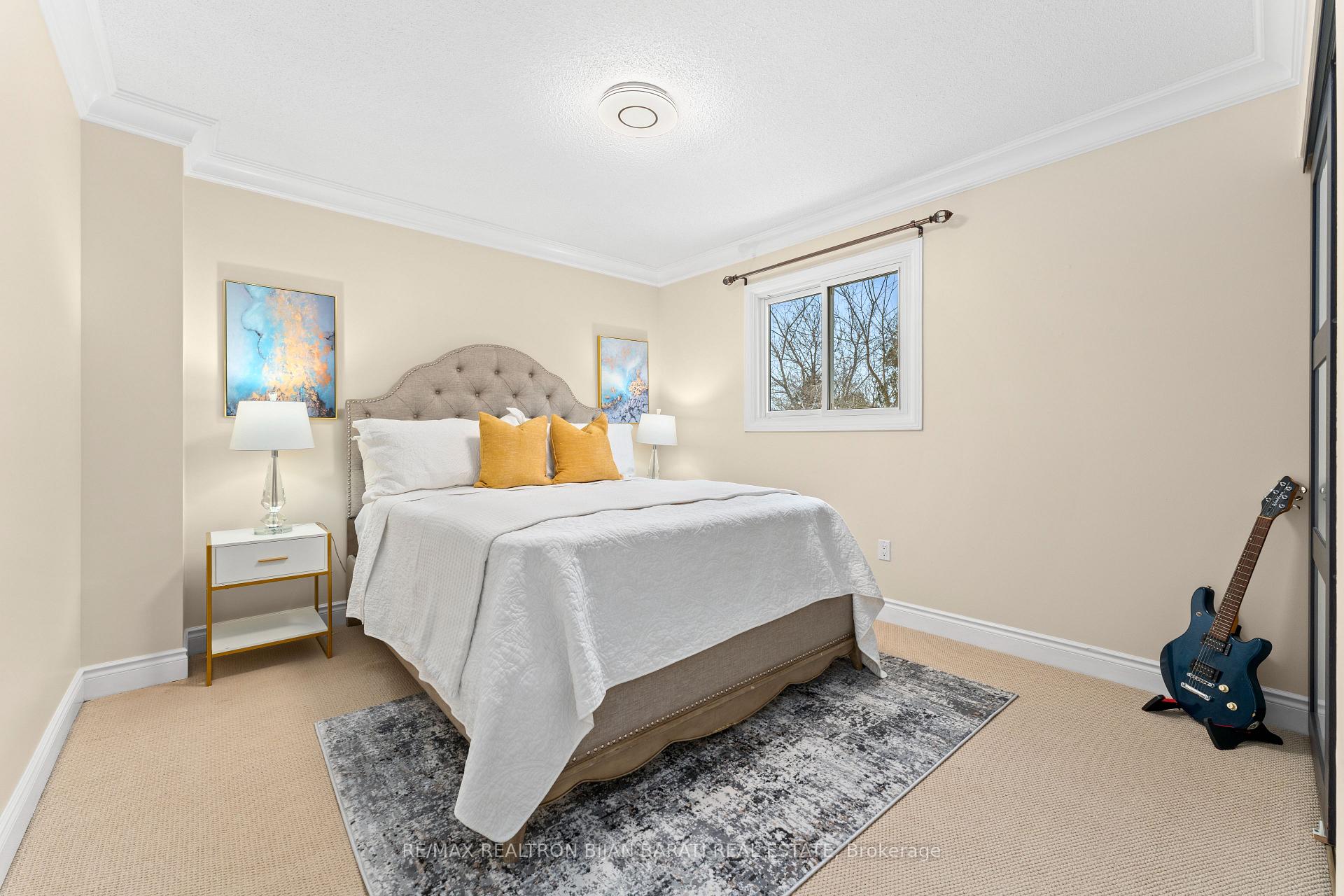 Photo 27 of 59 Croteau Crescent, Vaughan, Crestwood-Springfarm-Yorkhill — HOMEH