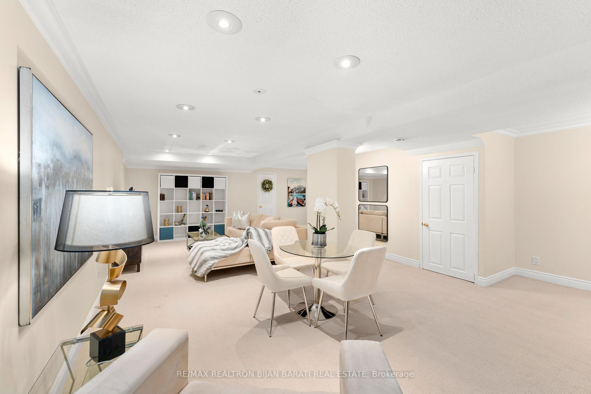 Photo 34 of 59 Croteau Crescent, Vaughan, Crestwood-Springfarm-Yorkhill — HOMEH