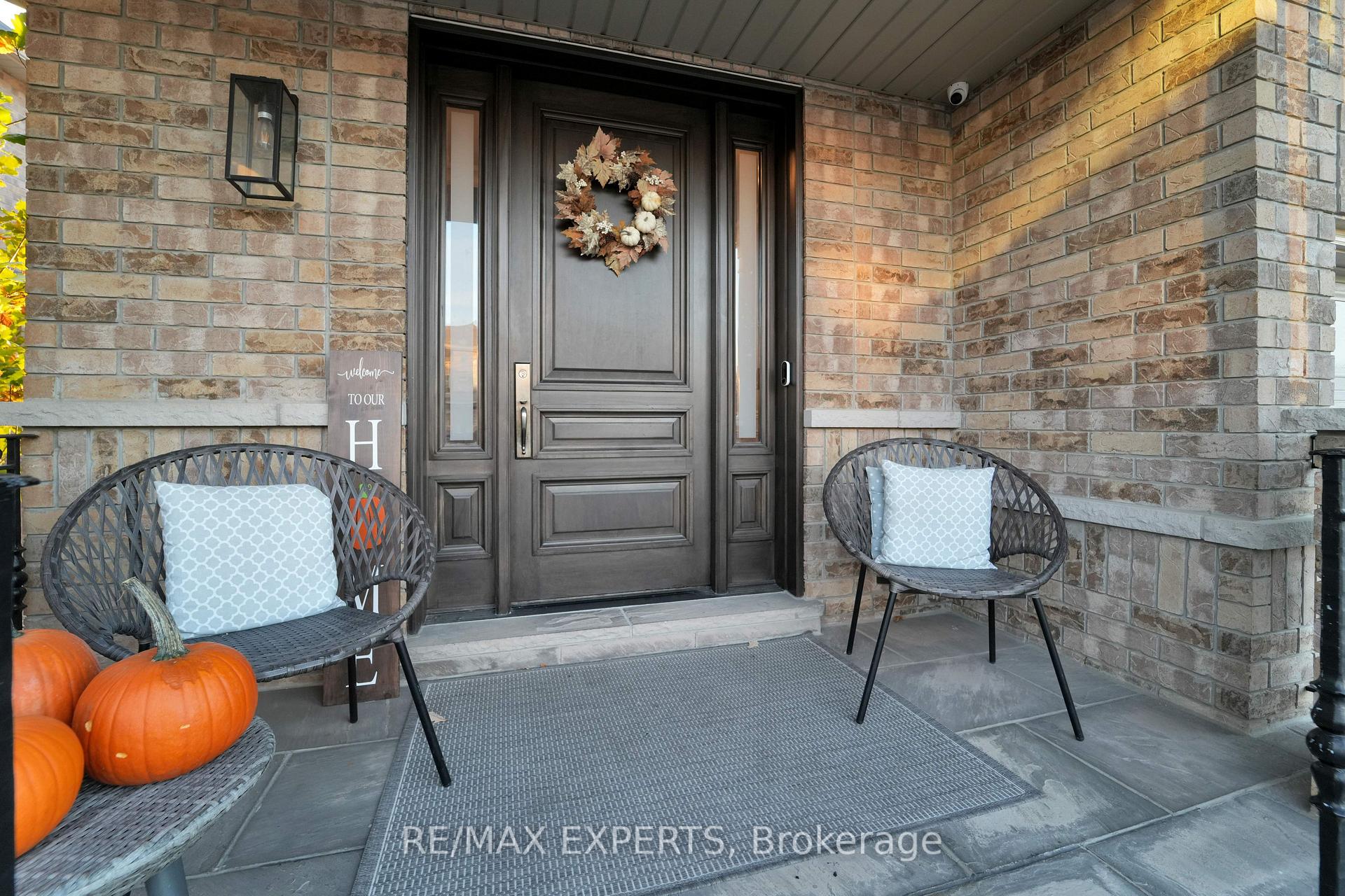 Photo 2 of 32 Corso Garibaldi Road, Vaughan, Vellore Village — HOMEH