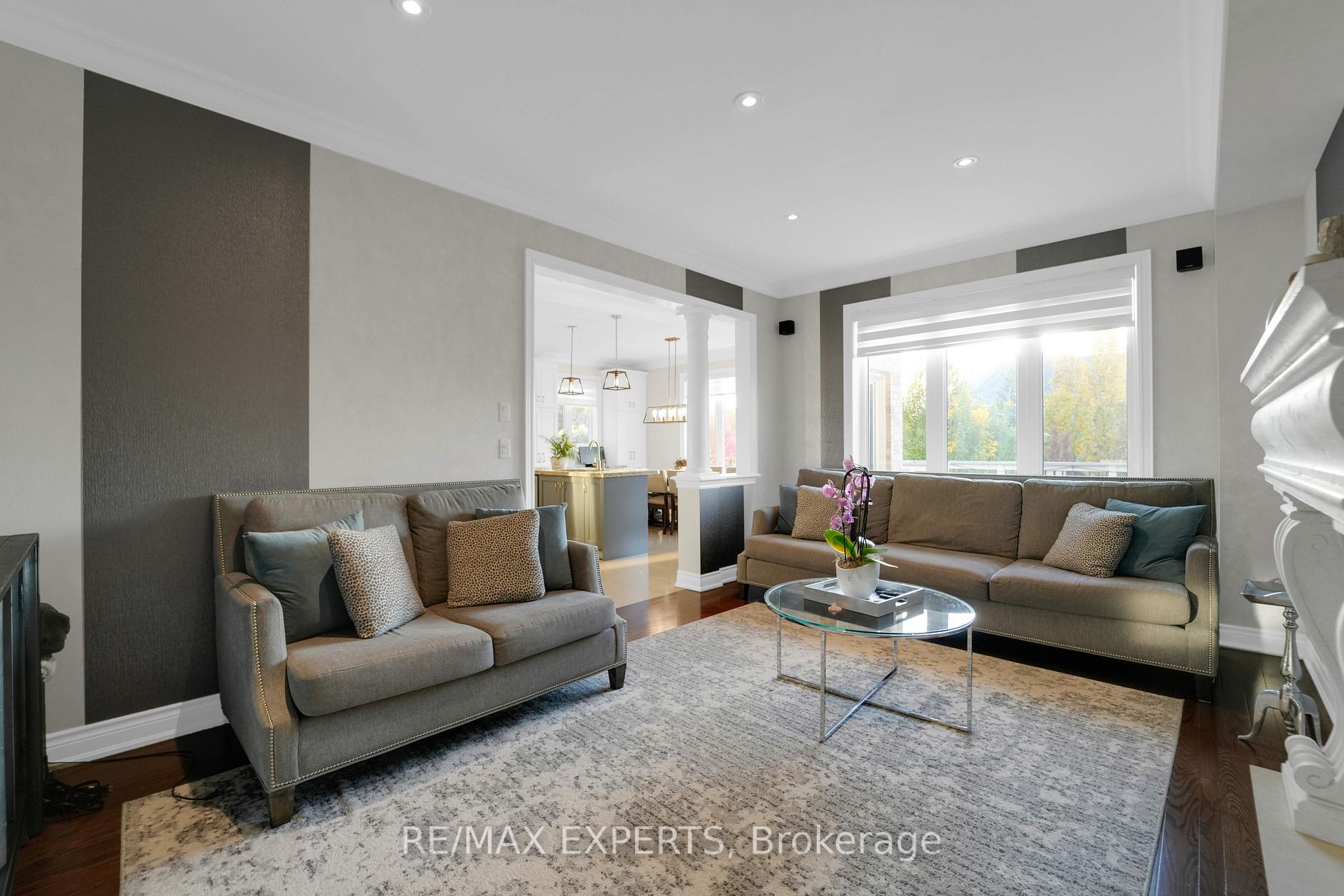 Photo 17 of 32 Corso Garibaldi Road, Vaughan, Vellore Village — HOMEH