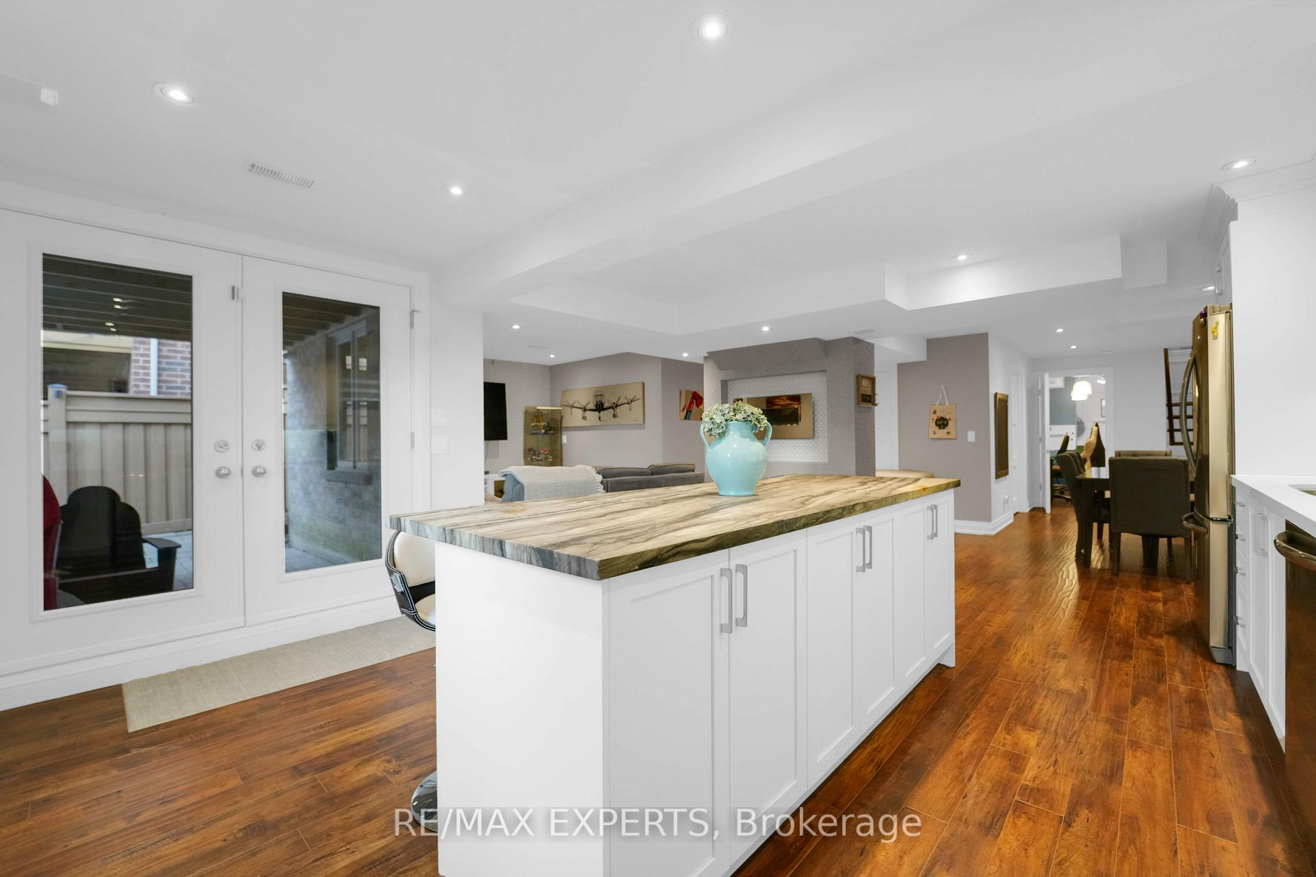 Photo 29 of 32 Corso Garibaldi Road, Vaughan, Vellore Village — HOMEH