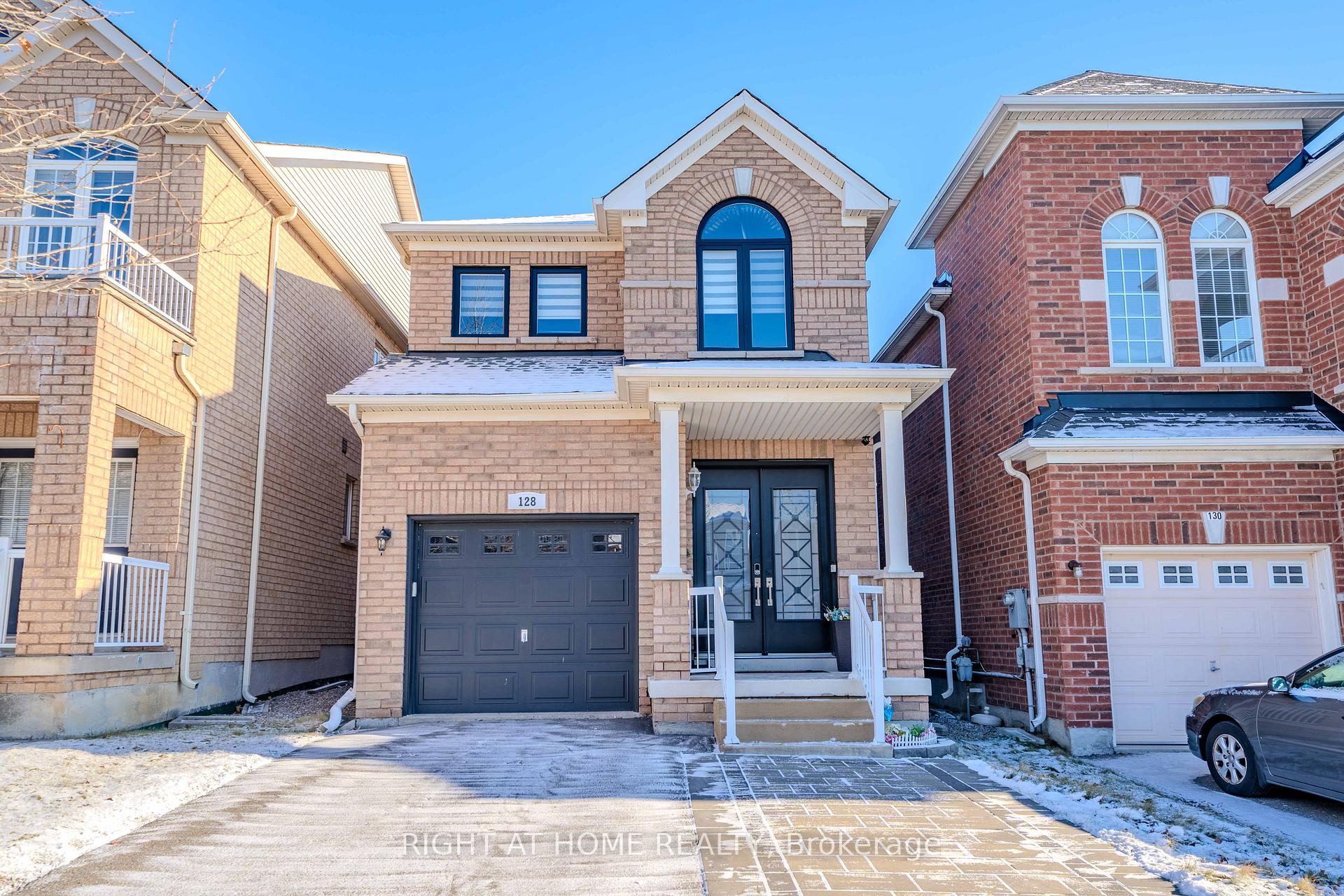 Photo 1 of 128 Laramie Crescent, Vaughan, Patterson — HOMEH