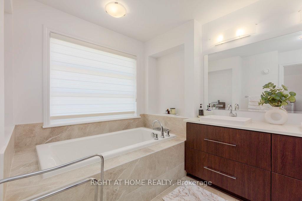 Photo 28 of 4511 Kelly Farm Drive, Ottawa, Blossom Park/Kemp Park/Findlay Creek — HOMEH