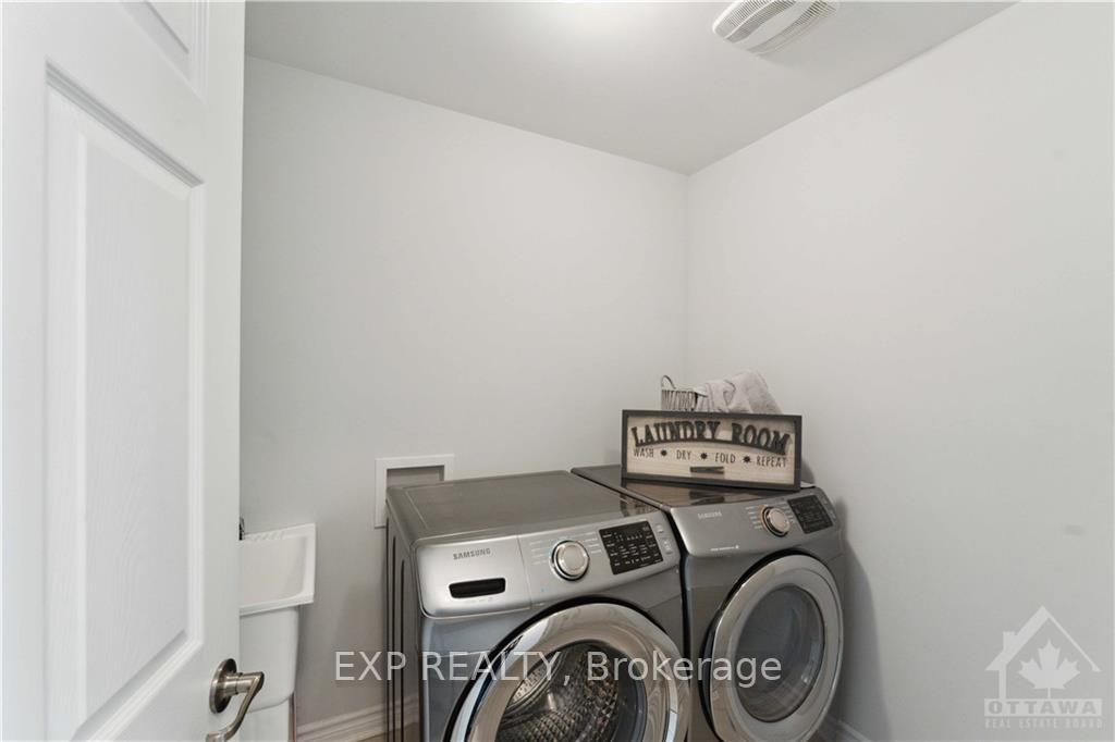 Photo 19 of 777 Logperch Circle, Ottawa, Barrhaven - Half Moon Bay — HOMEH