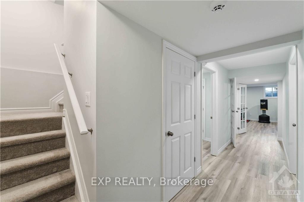 Photo 20 of 777 Logperch Circle, Ottawa, Barrhaven - Half Moon Bay — HOMEH