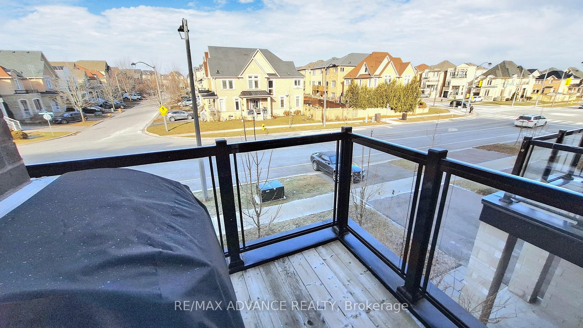 Photo 34 of 75 Lebovic Campus Drive, Vaughan, Patterson — HOMEH
