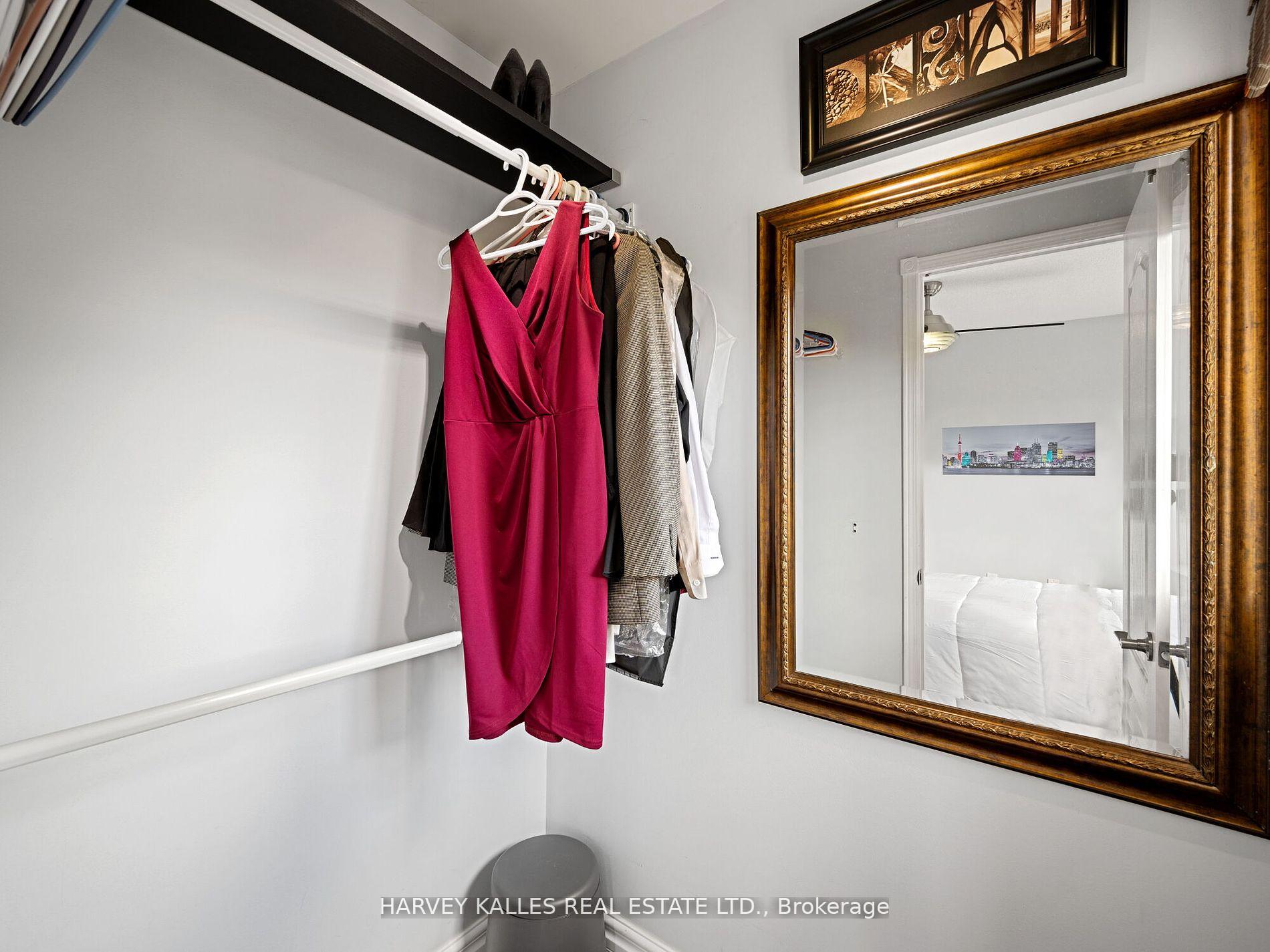Photo 32 of 146 Veneto Drive, Vaughan, Vaughan Grove — HOMEH