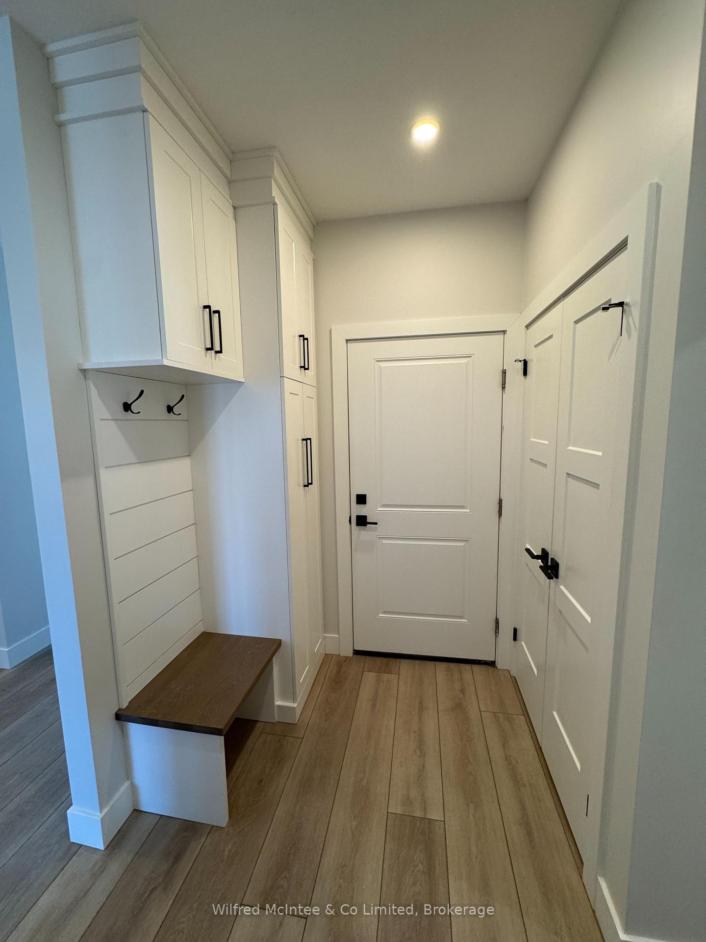 Photo 10 of 106 Irishwood Lane, Brockton — HOMEH