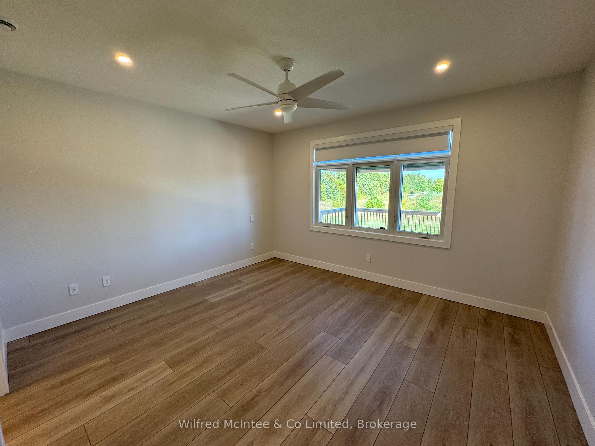 Photo 15 of 106 Irishwood Lane, Brockton — HOMEH