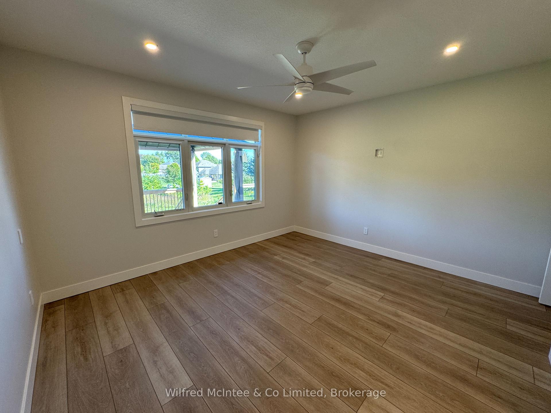 Photo 12 of 106 Irishwood Lane, Brockton — HOMEH