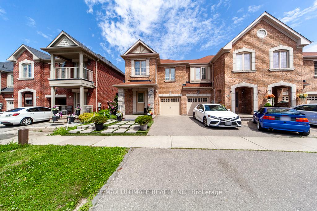 Photo 2 of 58 Coranto Way, Vaughan, Vellore Village — HOMEH