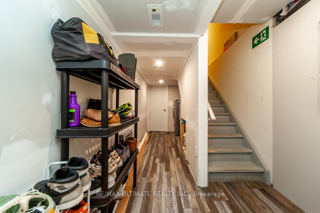 Photo 31 of 58 Coranto Way, Vaughan, Vellore Village — HOMEH