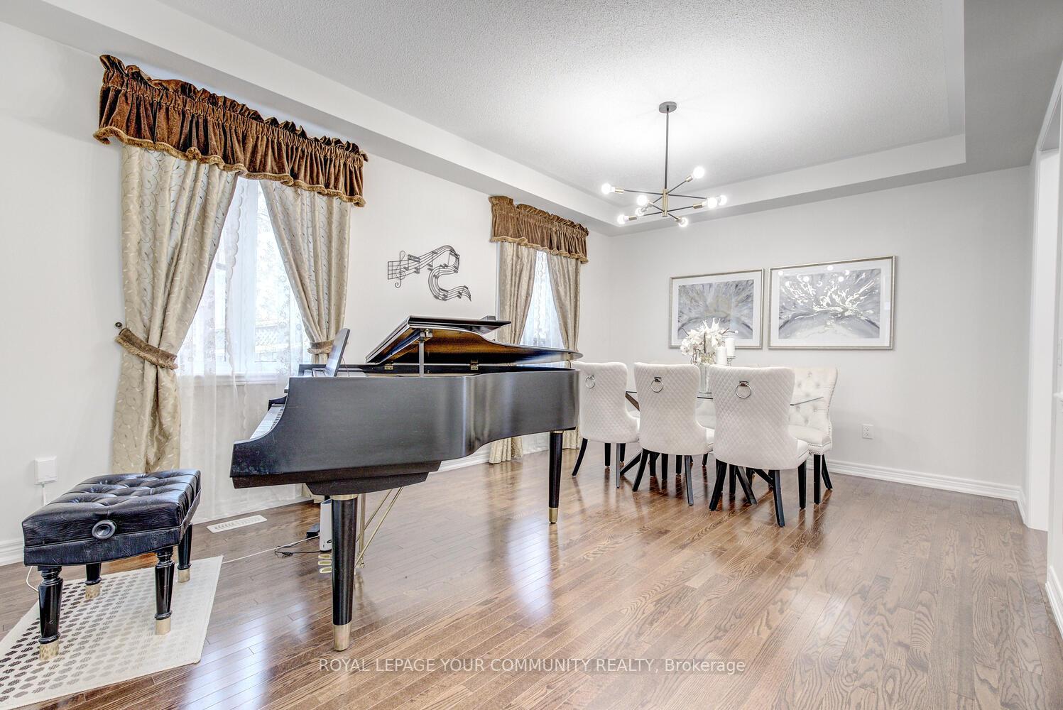 Photo 4 of 62 Edison Place, Vaughan, Patterson — HOMEH