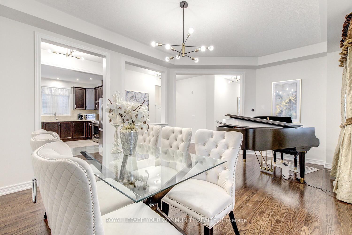 Photo 5 of 62 Edison Place, Vaughan, Patterson — HOMEH