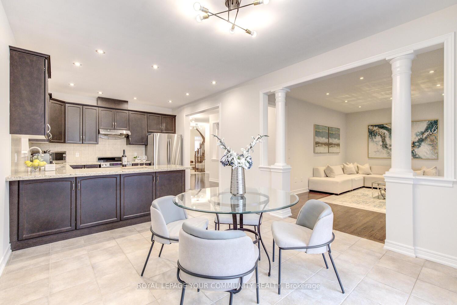 Photo 14 of 62 Edison Place, Vaughan, Patterson — HOMEH