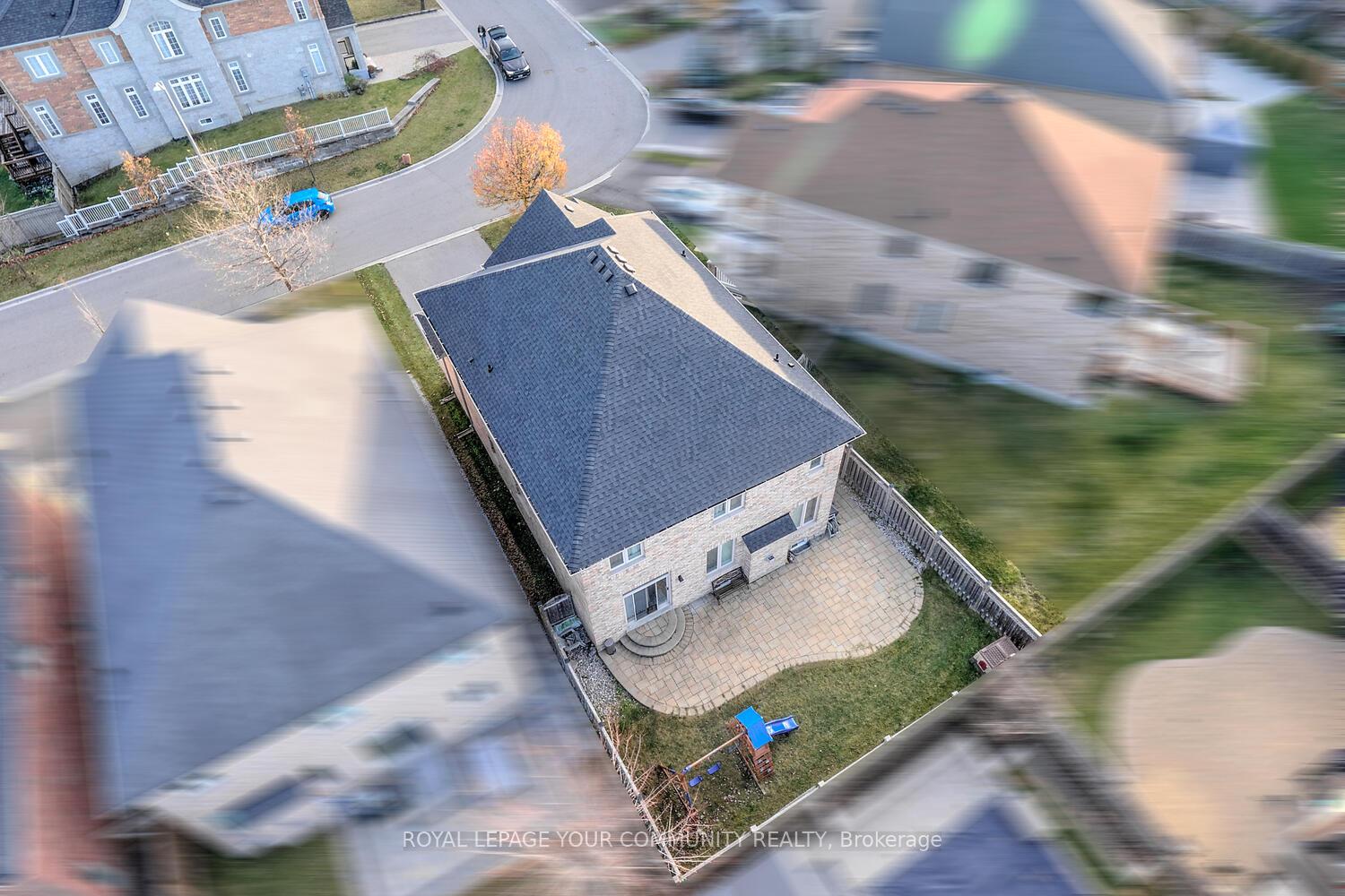 Photo 38 of 62 Edison Place, Vaughan, Patterson — HOMEH