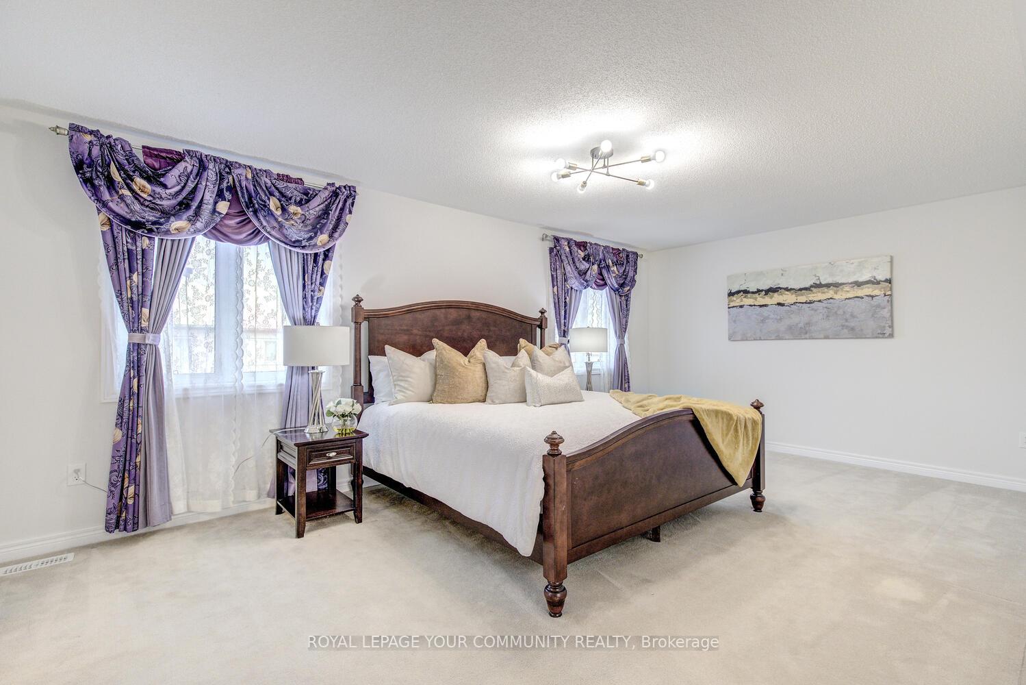 Photo 43 of 62 Edison Place, Vaughan, Patterson — HOMEH