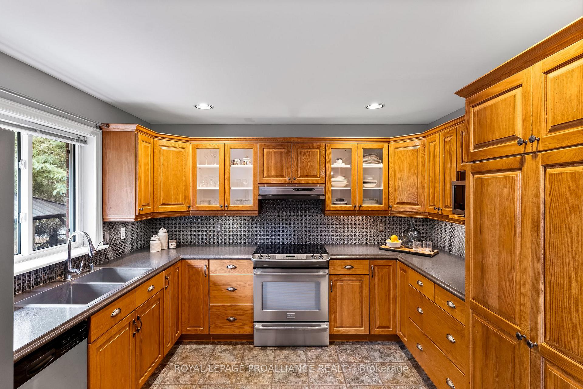 Photo 19 of 3 Westview Drive, Brighton — HOMEH