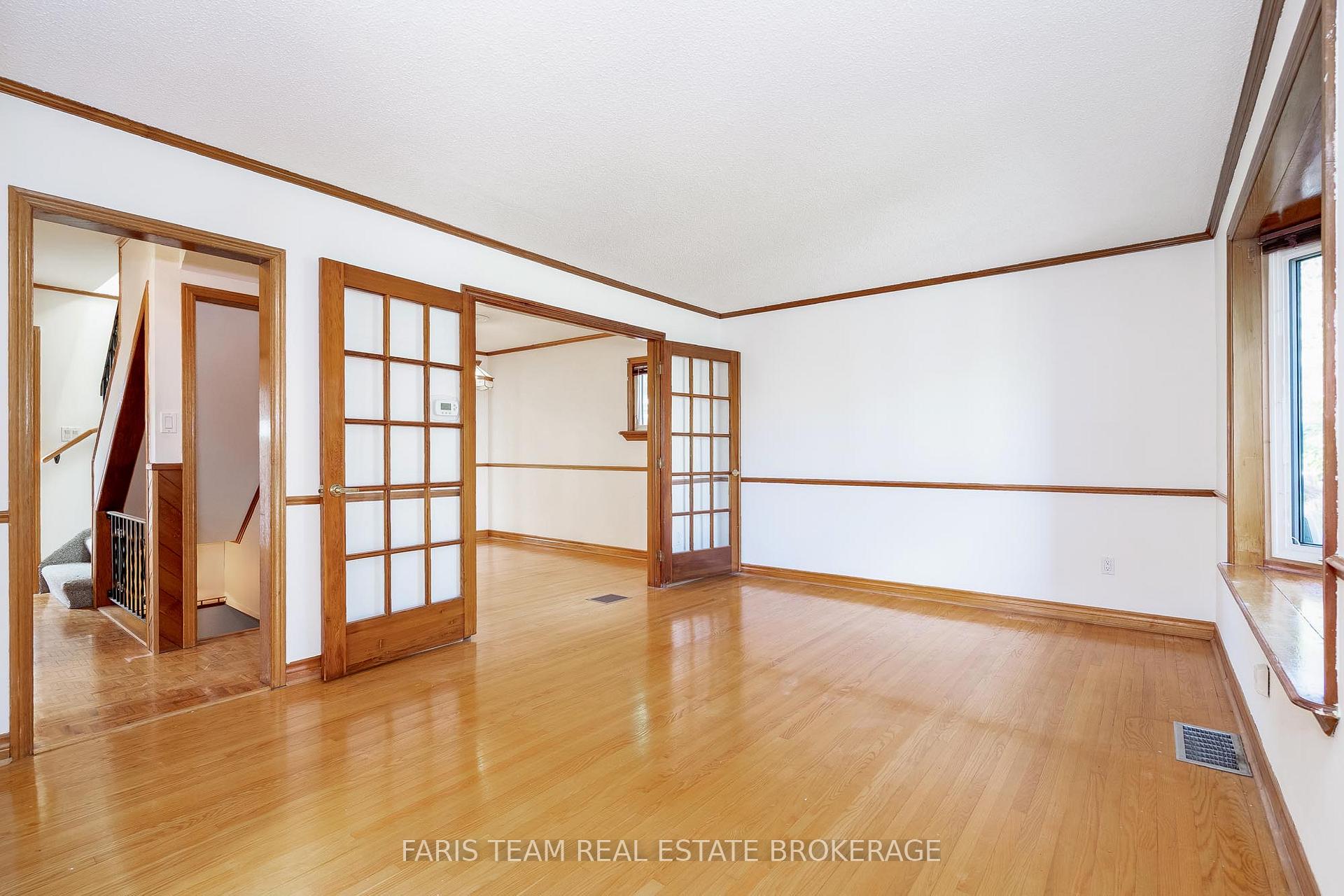 Photo 19 of 31 Napier Street, Barrie, Codrington — HOMEH