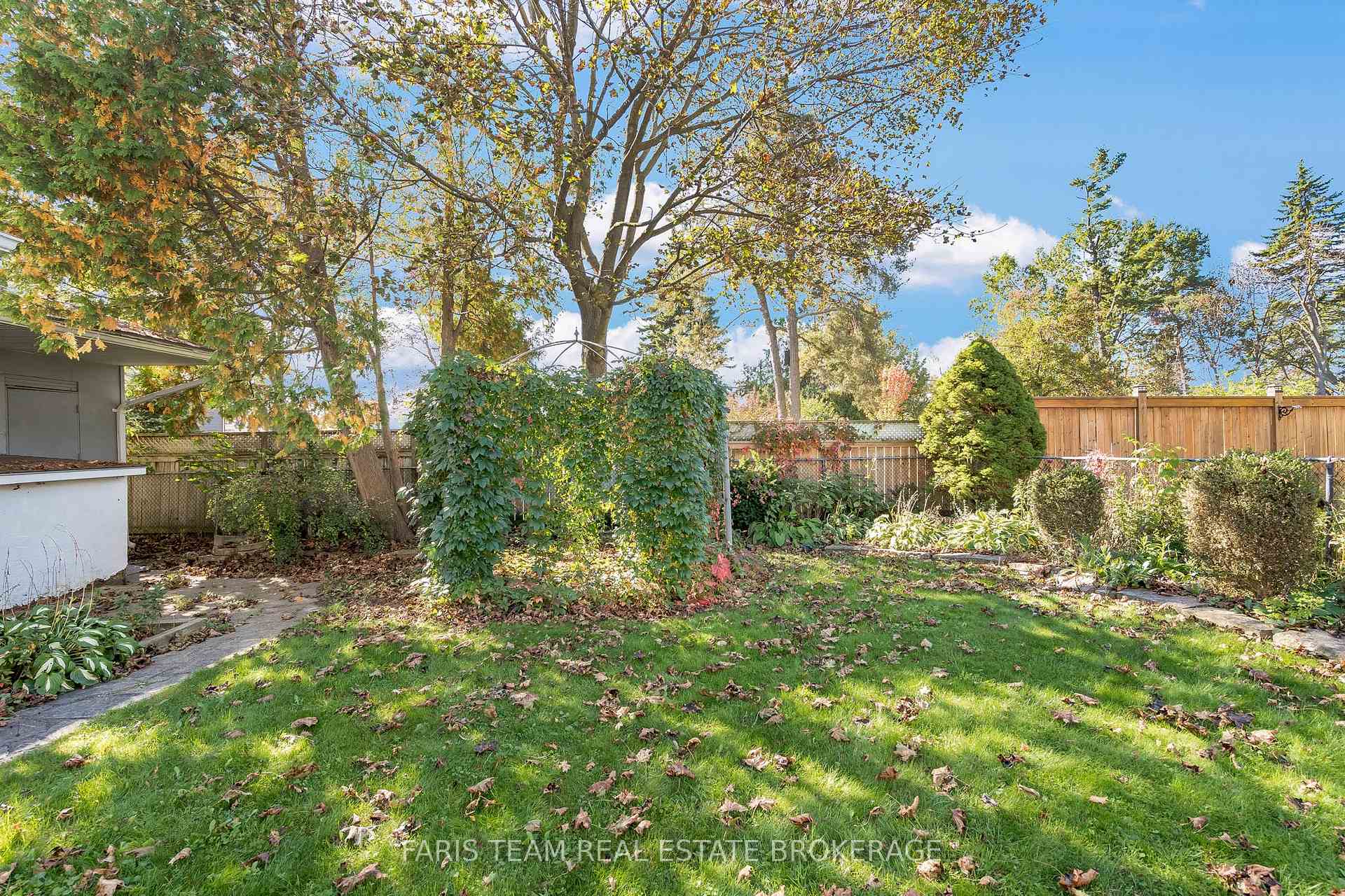 Photo 34 of 31 Napier Street, Barrie, Codrington — HOMEH