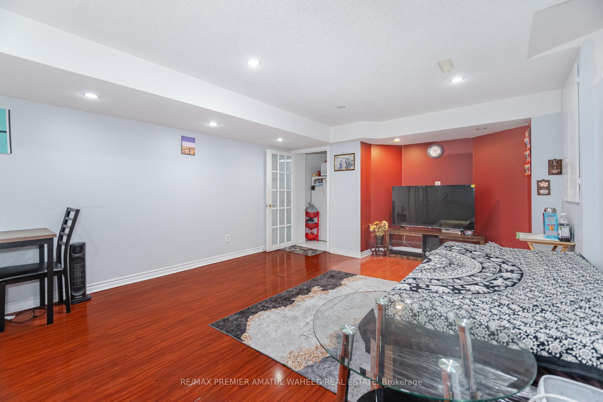 Photo 27 of 43 Windward Crescent, Vaughan, Vellore Village — HOMEH