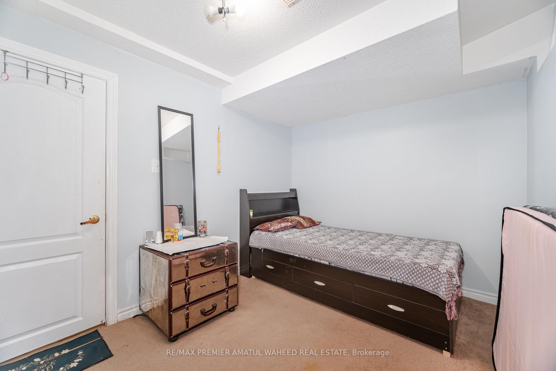 Photo 30 of 43 Windward Crescent, Vaughan, Vellore Village — HOMEH