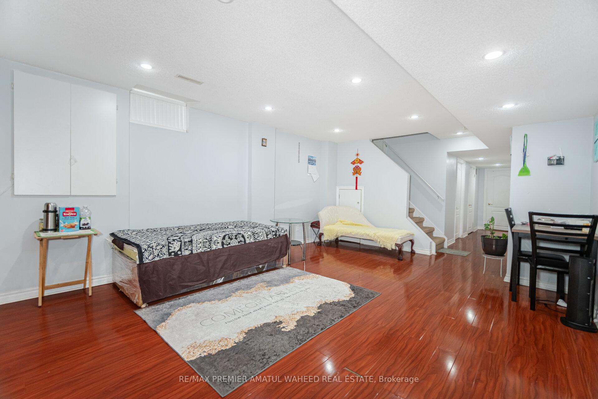 Photo 38 of 43 Windward Crescent, Vaughan, Vellore Village — HOMEH