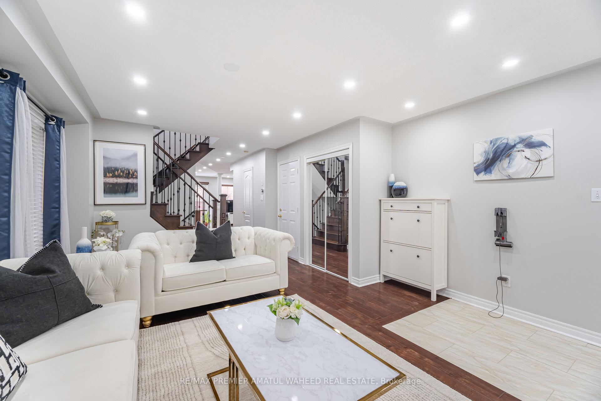 Photo 39 of 43 Windward Crescent, Vaughan, Vellore Village — HOMEH