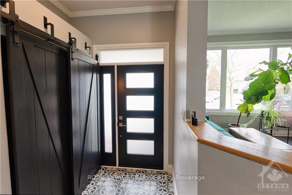 Photo 3 of 83 Stonepointe Avenue, Ottawa, Barrhaven East — HOMEH