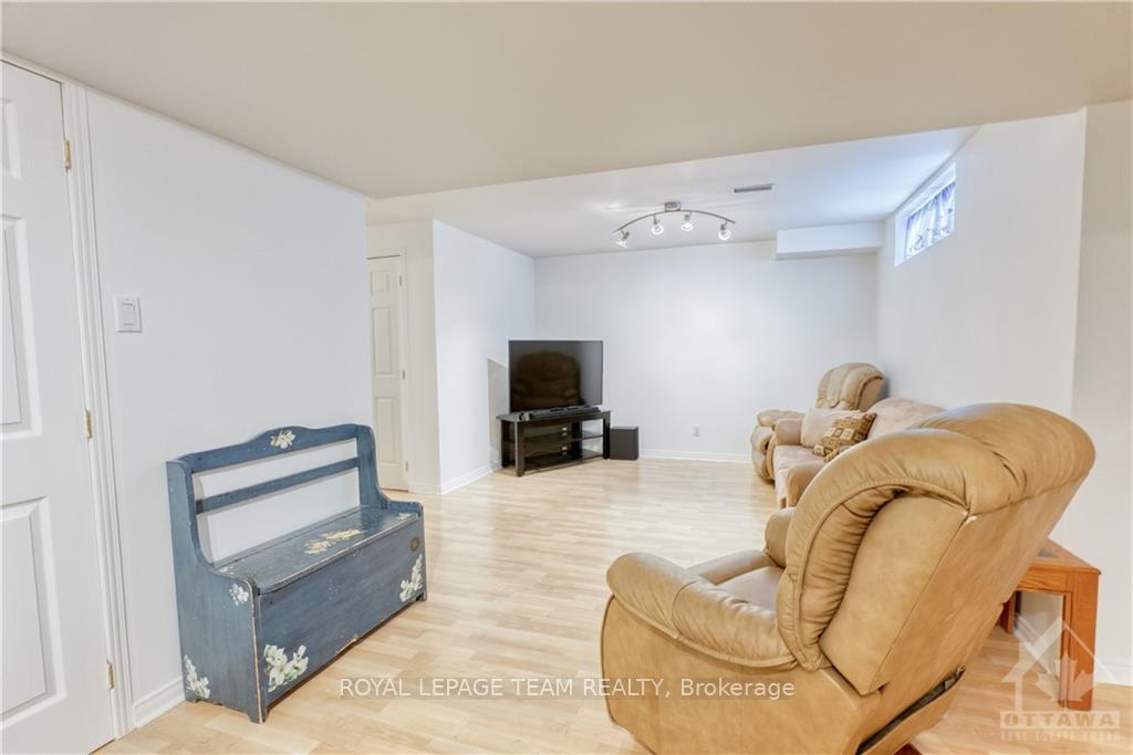 Photo 23 of 83 Stonepointe Avenue, Ottawa, Barrhaven East — HOMEH