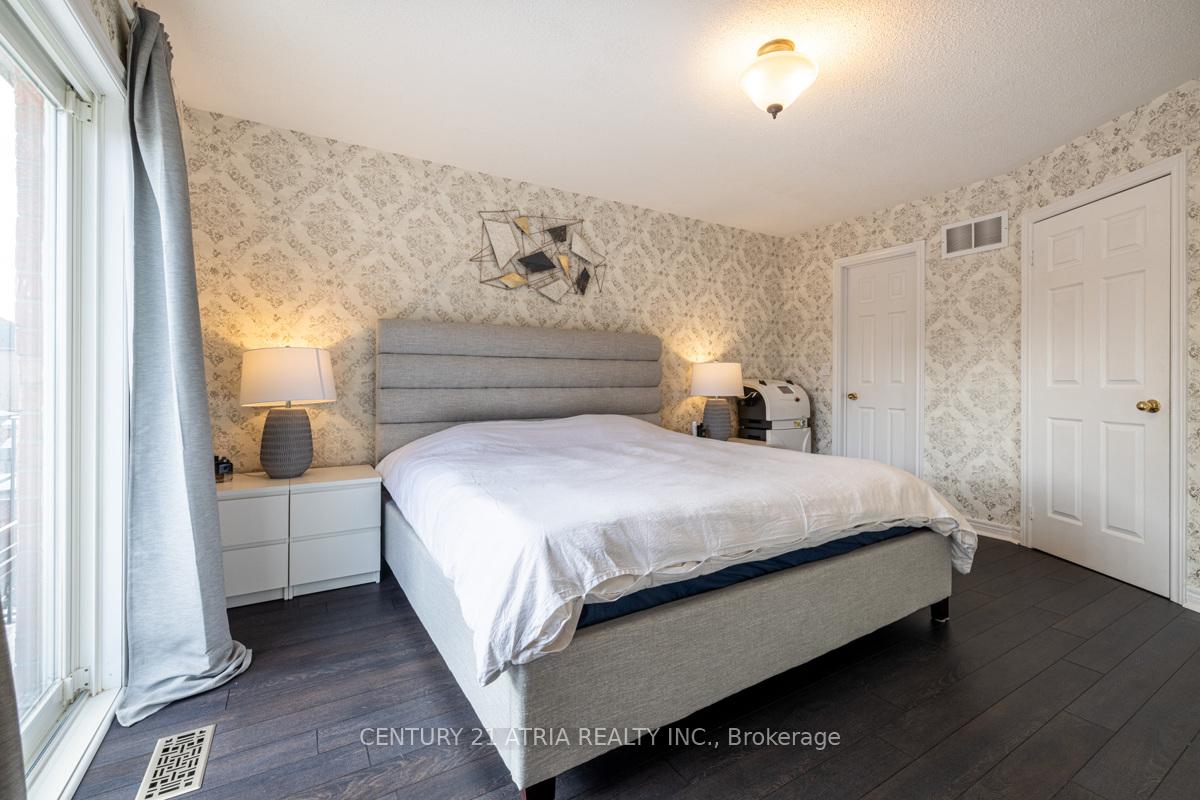 Photo 21 of 17 Macbride Crescent, Vaughan, Maple — HOMEH