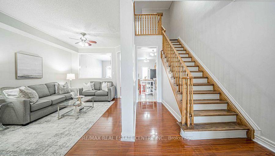 Photo 4 of 26 Marjoram Drive, Ajax, South East — HOMEH