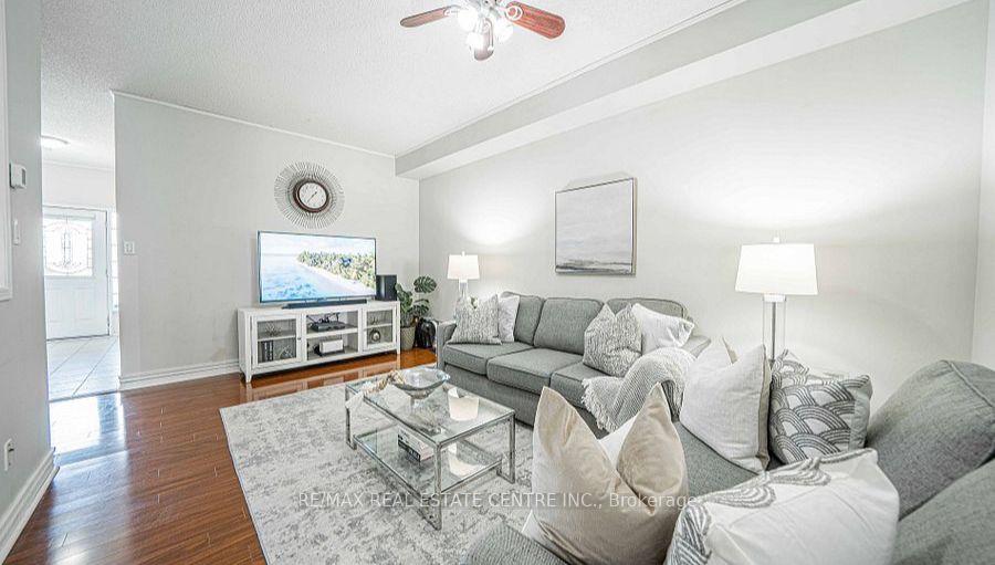 Photo 7 of 26 Marjoram Drive, Ajax, South East — HOMEH
