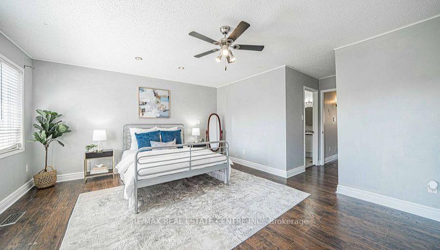 Photo 21 of 26 Marjoram Drive, Ajax, South East — HOMEH