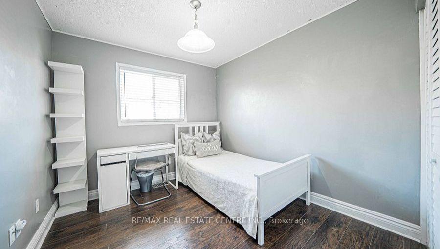 Photo 28 of 26 Marjoram Drive, Ajax, South East — HOMEH