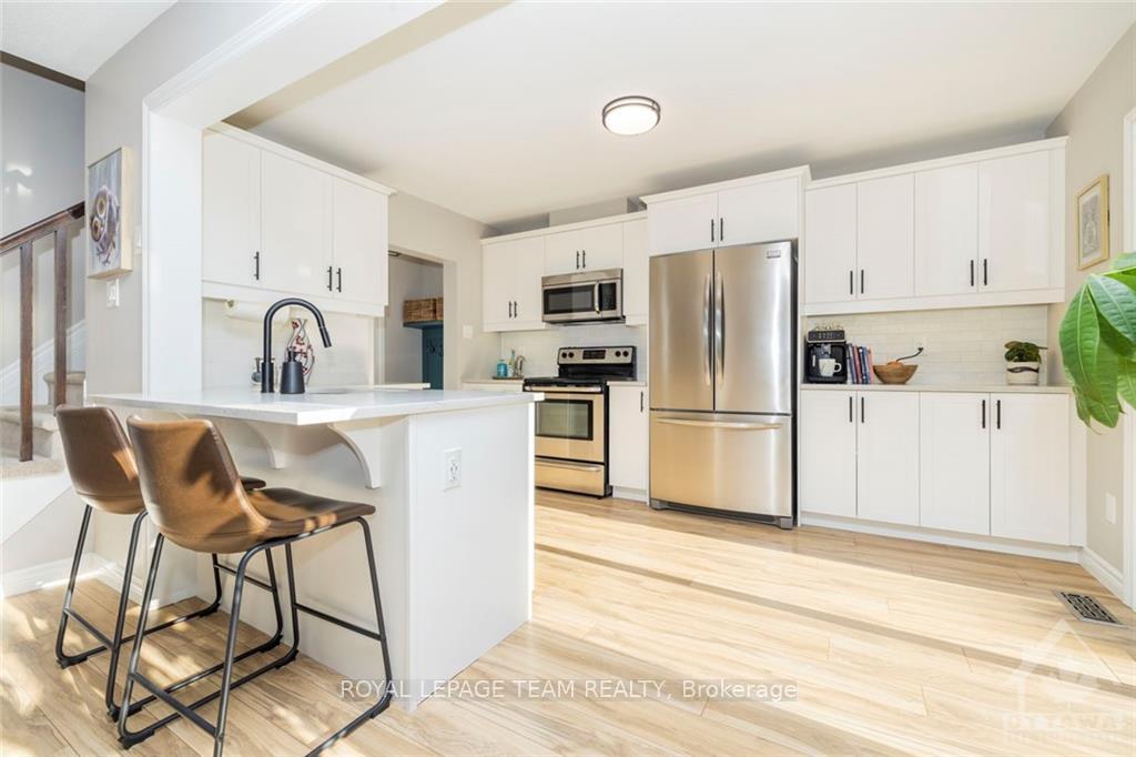 Photo 10 of 792 Mayfly Crescent, Ottawa, Barrhaven - Half Moon Bay — HOMEH