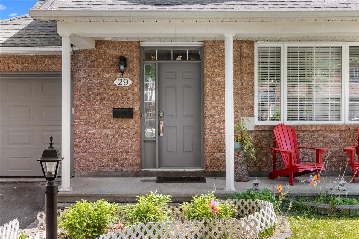 Photo 26 of 29 Appledale Drive, Ottawa, Barrhaven - Longfields — HOMEH