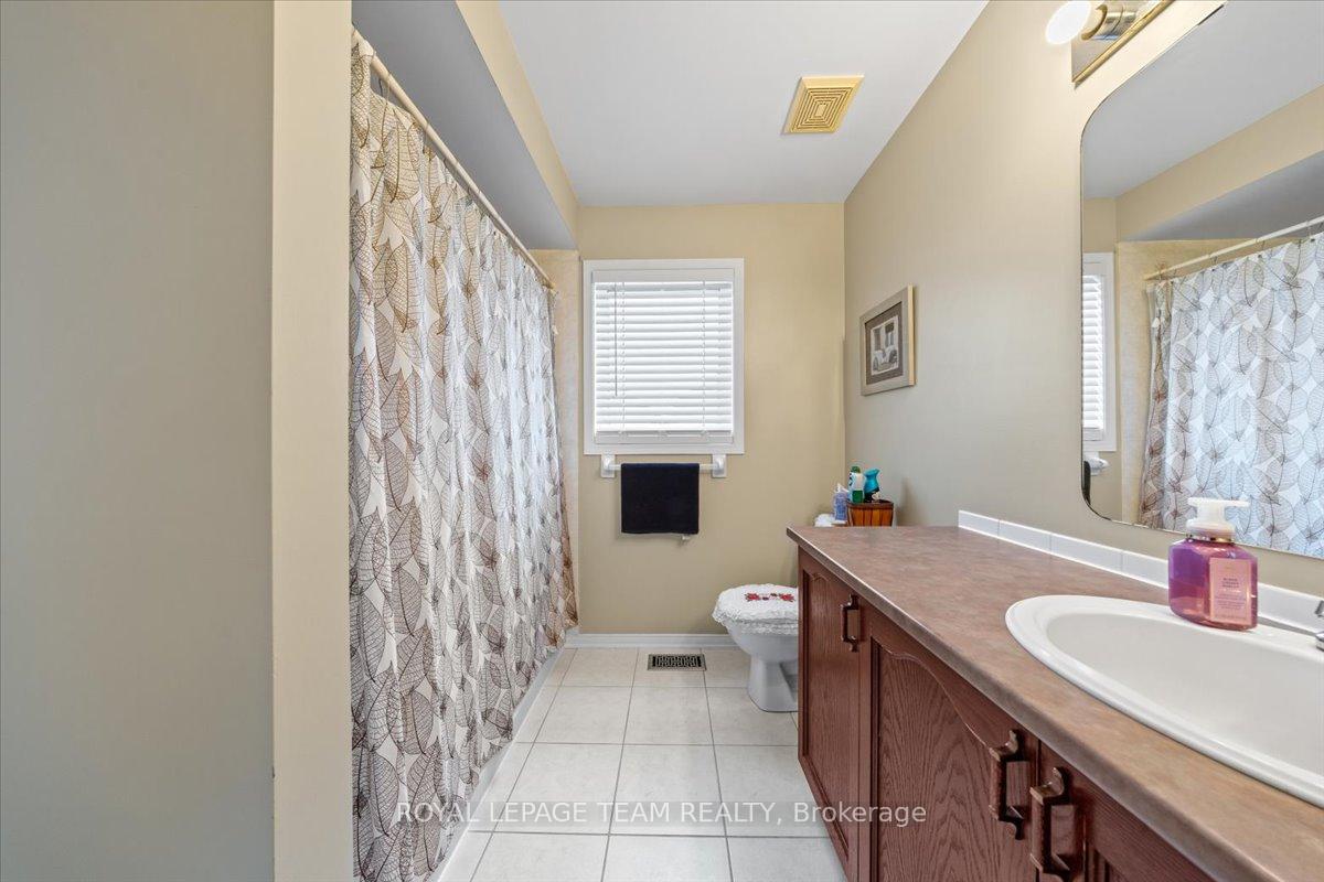 Photo 22 of 29 Appledale Drive, Ottawa, Barrhaven - Longfields — HOMEH