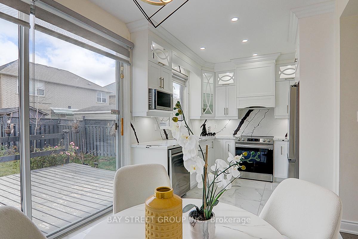 Photo 6 of 409 John Deisman Boulevard, Vaughan, Vellore Village — HOMEH