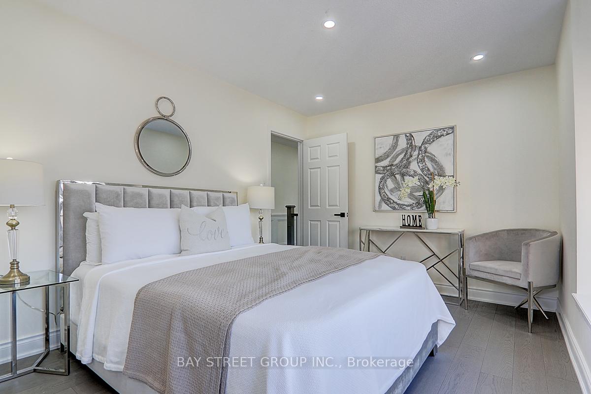 Photo 11 of 409 John Deisman Boulevard, Vaughan, Vellore Village — HOMEH