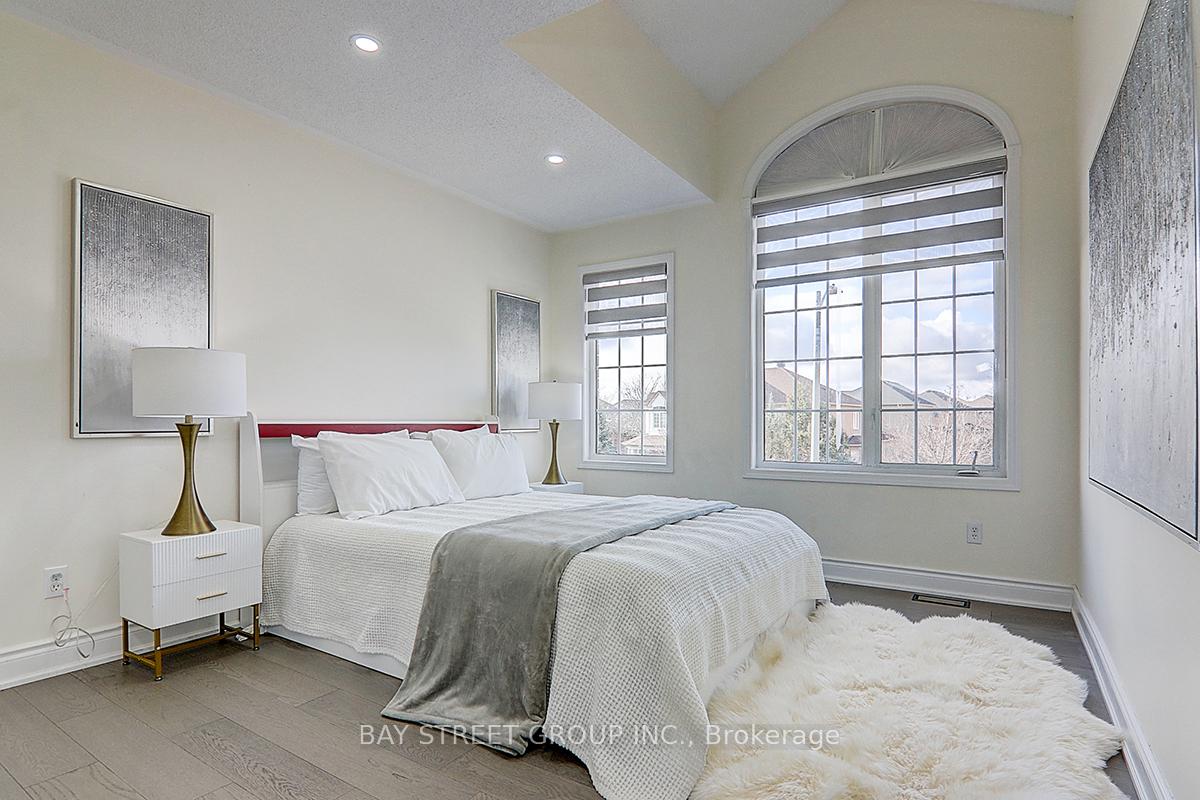 Photo 12 of 409 John Deisman Boulevard, Vaughan, Vellore Village — HOMEH